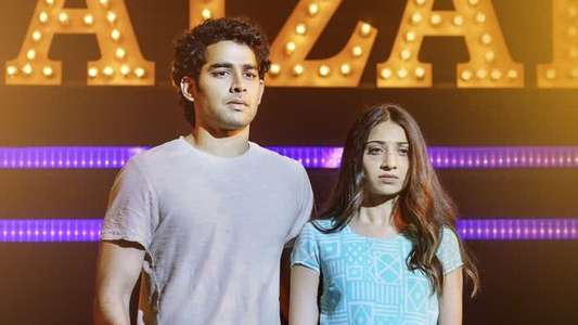 Truth or Tamanna? - Backdrops
