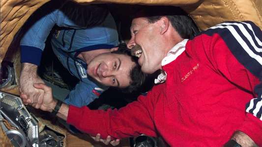 The Space Shuttle: Triumph & Tragedy - Backdrop