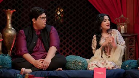 Farzi Mushaira - Backdrop