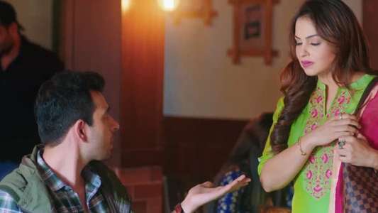 Kehne Ko Humsafar Hain - Backdrops