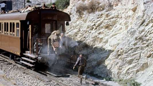Von Ryan's Express - Backdrop