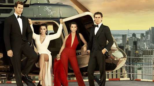 Kourtney and Kim Take New York - Backdrop