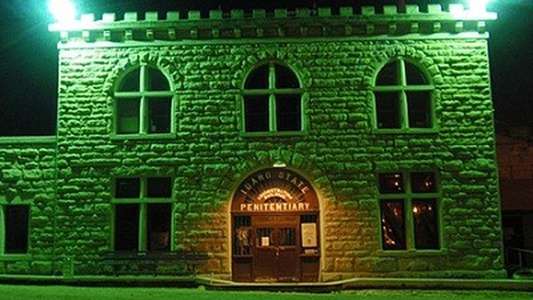 Ghost Adventures - Backdrops