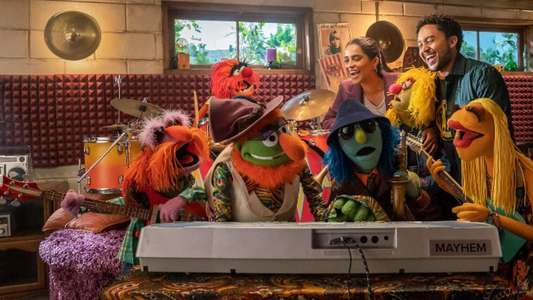 The Muppets Mayhem - Backdrops