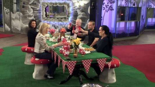 Celebrity Big Brother - Backdrop
