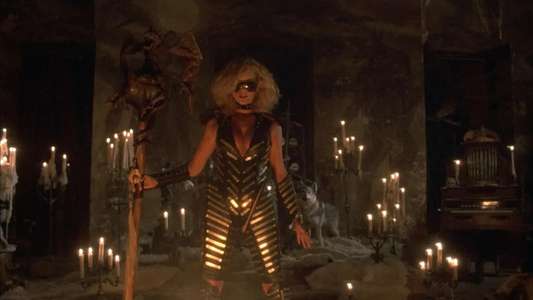 Howling II: Stirba - Werewolf Bitch - Backdrop