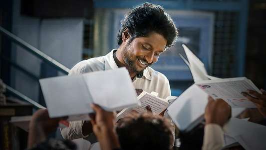 Writer Padmabhushan - Backdrop