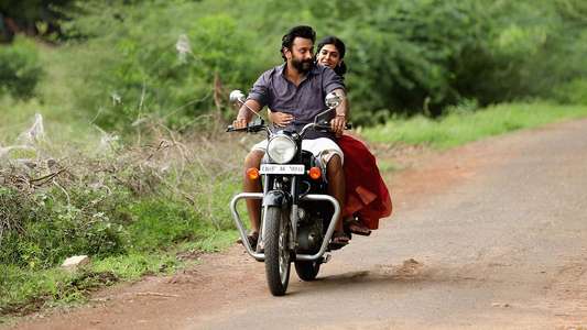 Kazhuvethi Moorkkan - Backdrop