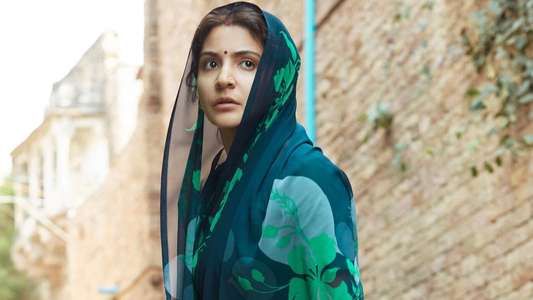Sui Dhaaga - Backdrop
