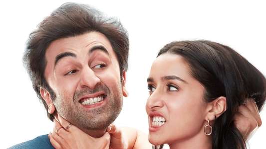 Tu Jhoothi Main Makkaar - Backdrop