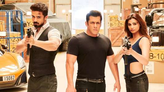 Race 3 - Backdrop