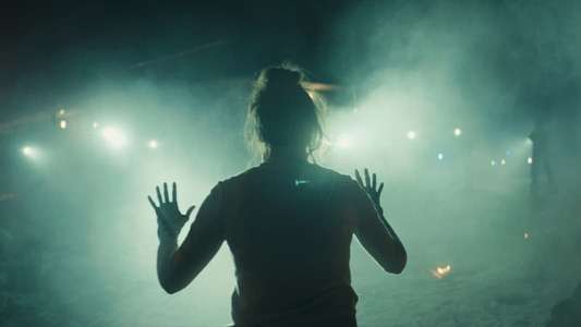To Catch a Killer - Backdrop