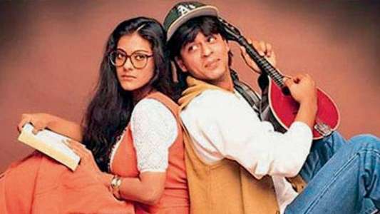 Dilwale Dulhania Le Jayenge - Backdrop