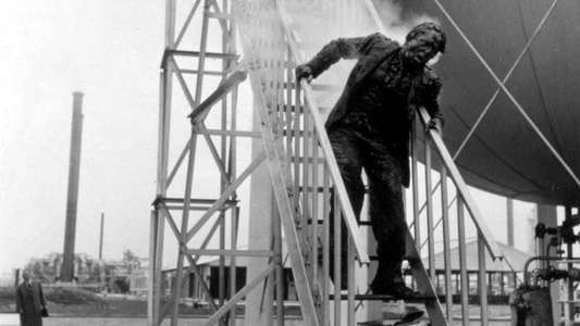 Quatermass II - Backdrop