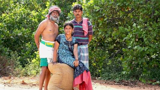 Munthiri Kaadu - Backdrop
