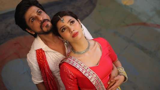 Raees - Backdrop