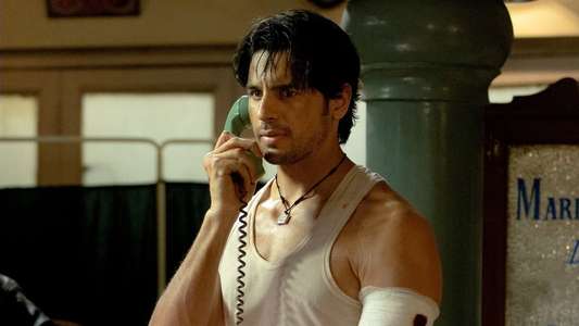 Mission Majnu - Backdrop