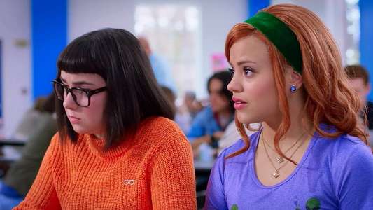 Daphne & Velma - Backdrop