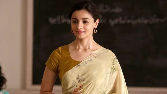 Raazi - Backdrop