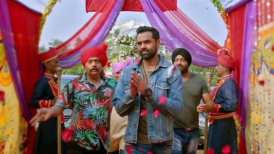 Nanu Ki Jaanu - Backdrop
