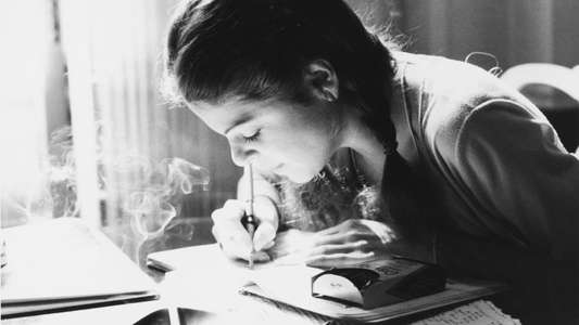 Love  Gilda - Backdrop