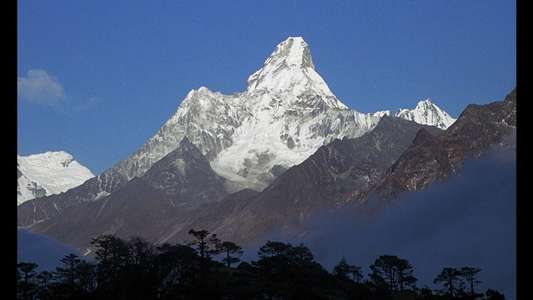 A Passage to India - Backdrop