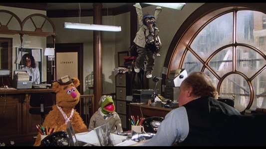 The Great Muppet Caper - Backdrop
