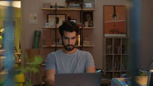 Gehraiyaan - Backdrop