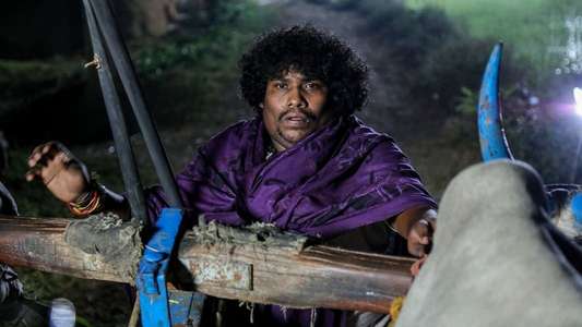 Vellai Yaanai - Backdrop