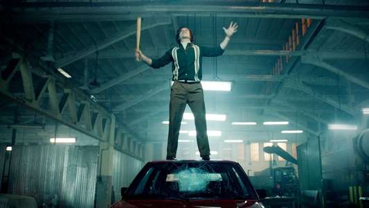 How I Fell in Love with a Gangster - Backdrop