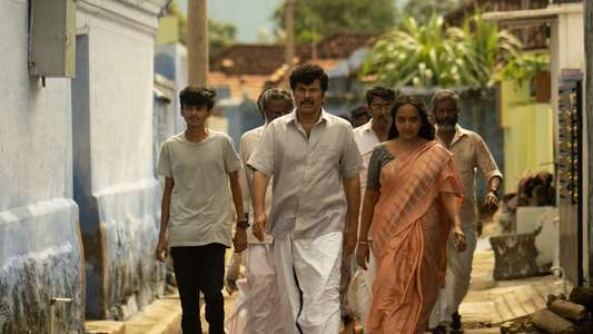 Nanpakal Nerathu Mayakkam - Backdrop