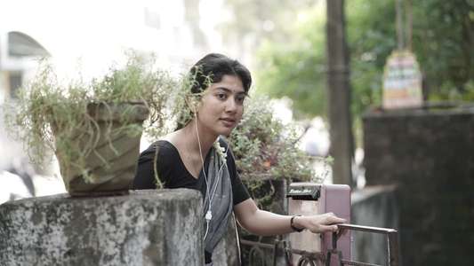 Gargi - Backdrop
