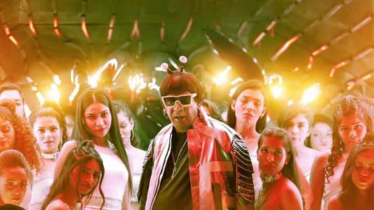 Naai Sekar Returns - Backdrop
