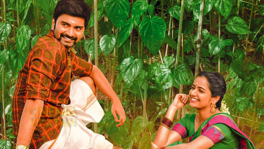 Pattathu Arasan - Backdrop