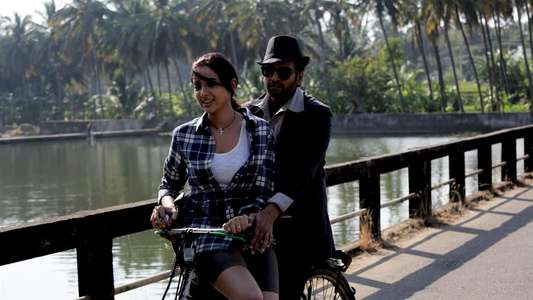 Agent Kannayiram - Backdrop