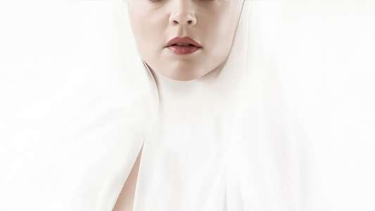 Benedetta - Backdrop