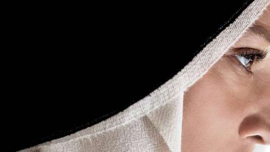 Benedetta - Backdrop