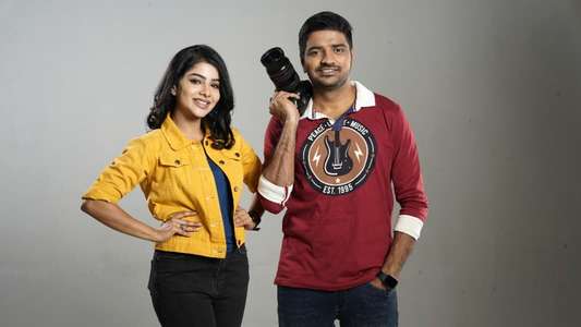 Naai Sekar - Backdrop