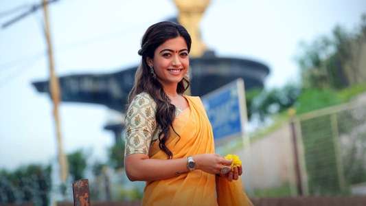 Aadavaallu Meeku Johaarlu - Backdrop