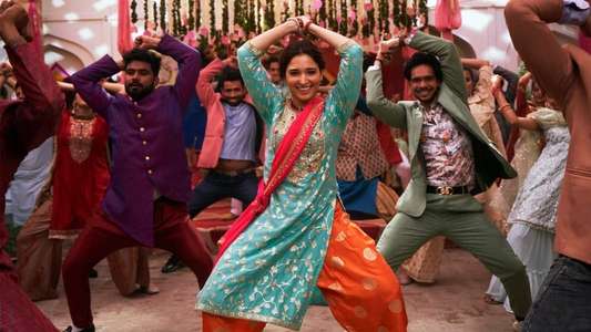 Babli Bouncer - Backdrops