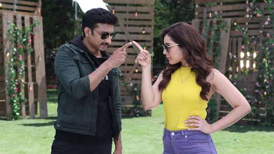 Pakka Commercial - Backdrop