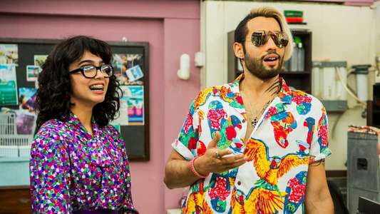 Bunty Aur Babli 2 - Backdrop