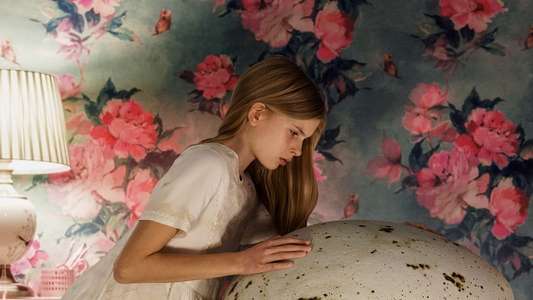 Hatching - Backdrops