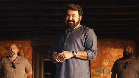 Aaraattu - Backdrop