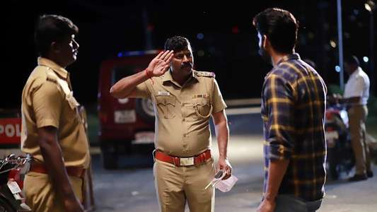 Kavalthurai Ungal Nanban - Backdrop