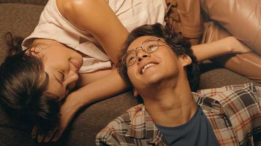 Story of Kale: When Someone's in Love - Backdrop