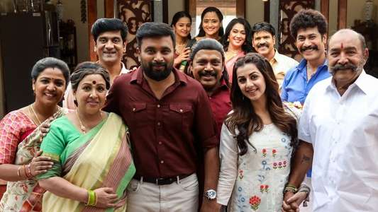 Rajavamsam - Backdrop
