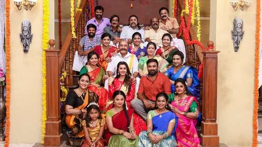 Rajavamsam - Backdrop