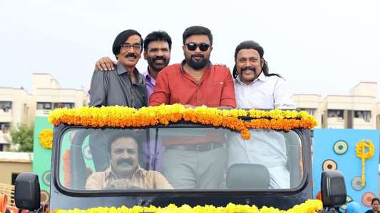 Rajavamsam - Backdrop