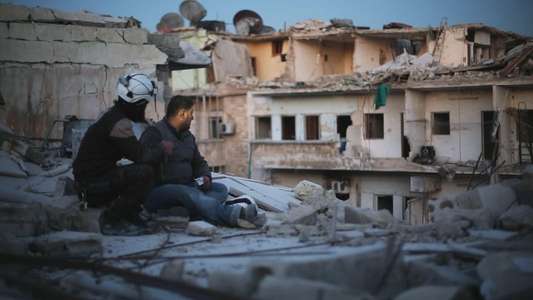 Last Men in Aleppo - Backdrops